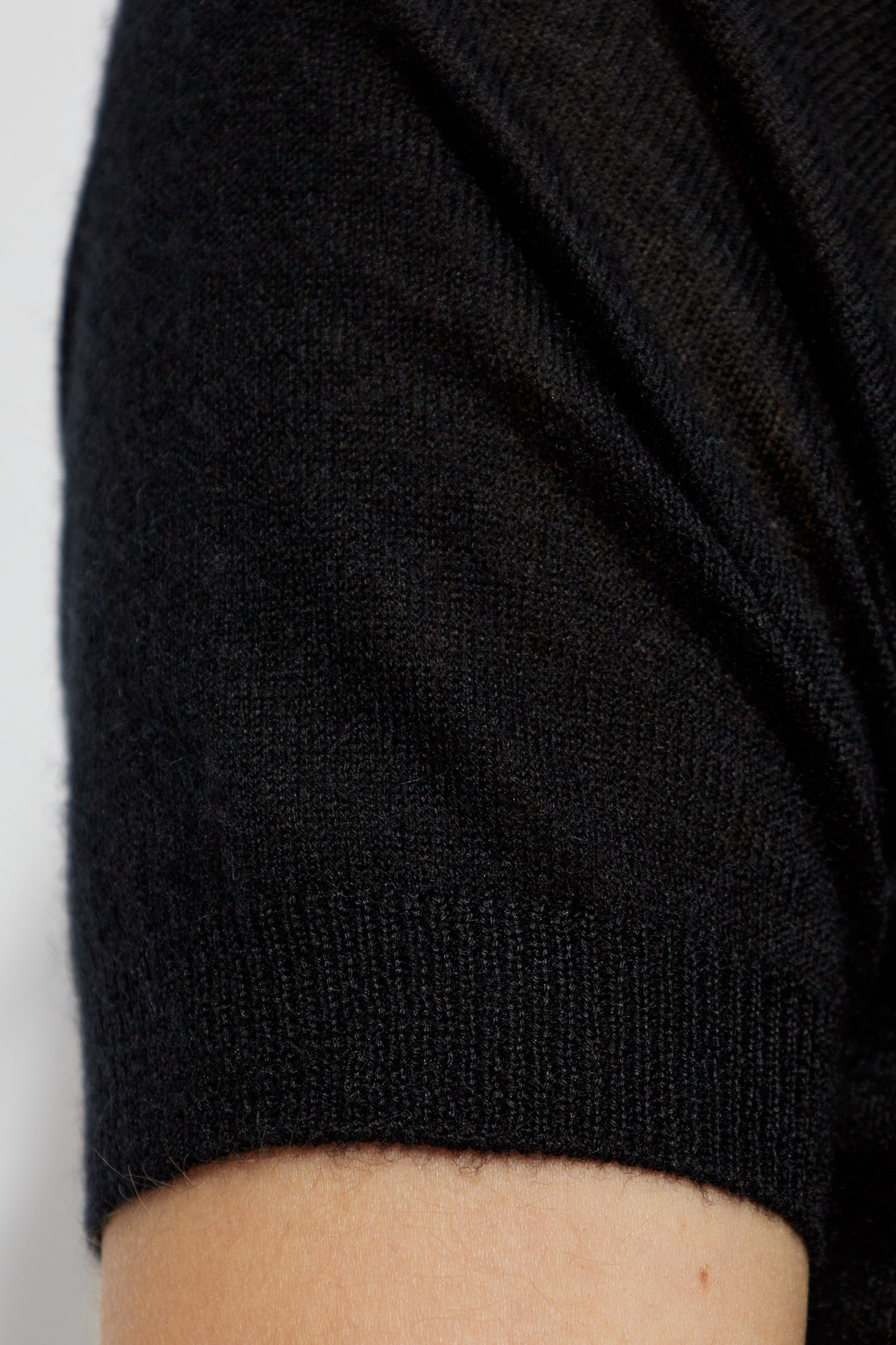Tシャツ・カットソー ALAIA Women Tops AA9H10633M774 995 BLACK Alaïa T-Shirts | FARFETCH US